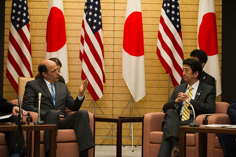 TOKYO, Japan (April 5, 2013) U.S. Ambassador to Japan John V. Roos with Japan’s Prime Minister Shinzo Abe at the Joint Press Announcement of the Okinawa Consolidation Plan [State Department photo by William Ng/Public Domain] 