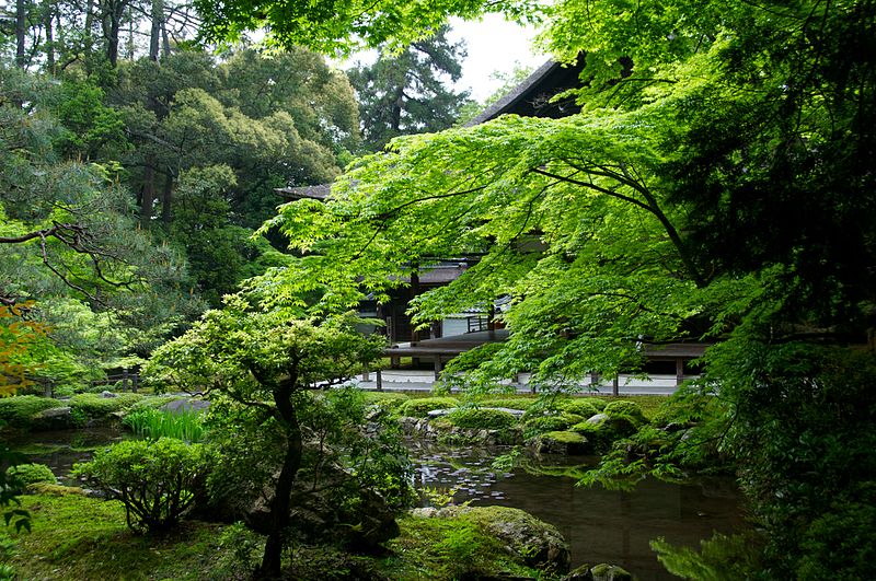 800px-Zen_Garden,_Nanzen-ji_Temple_(7005735830)_(3)